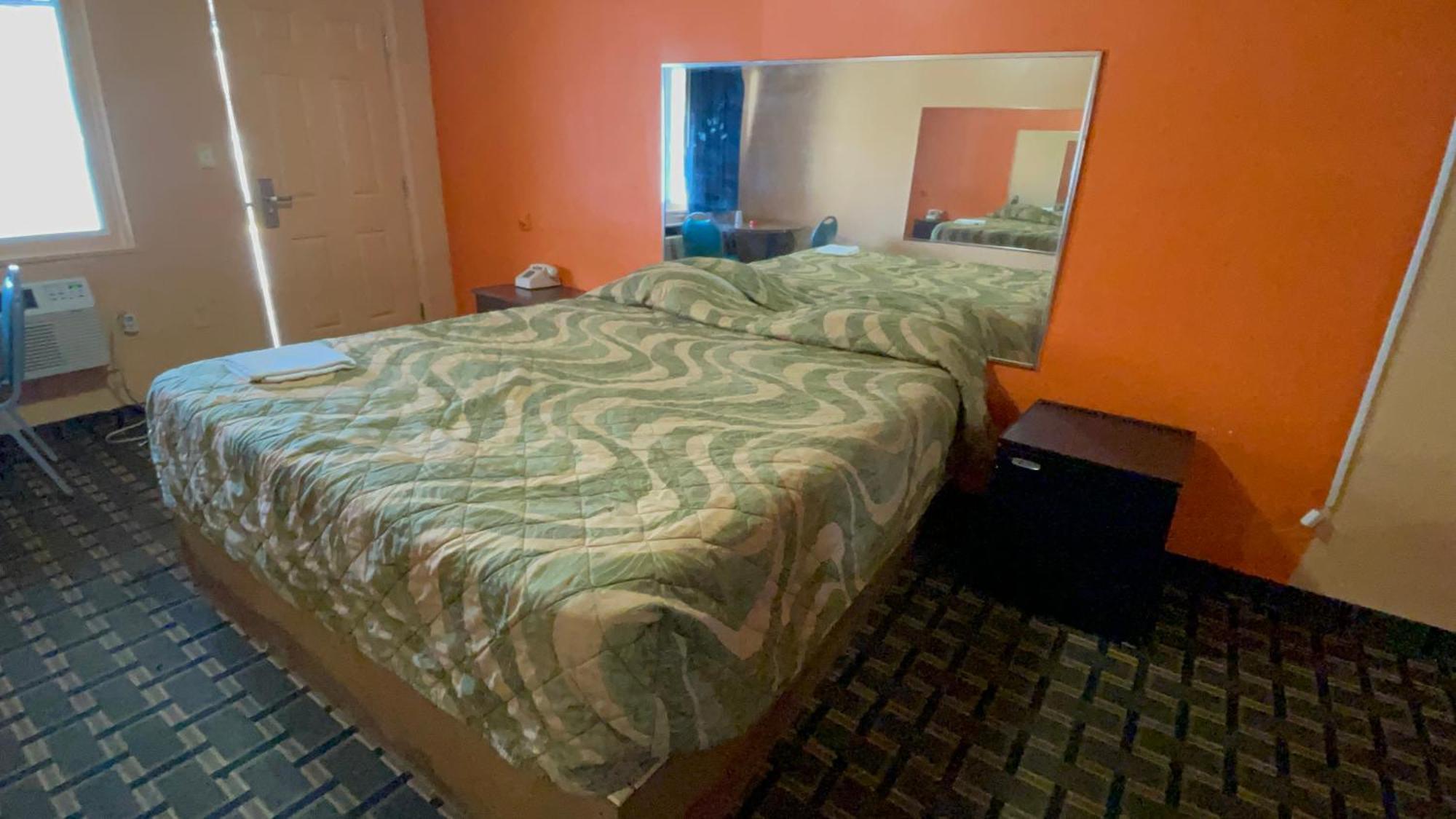Deluxe Inn Motel Detroit Buitenkant foto