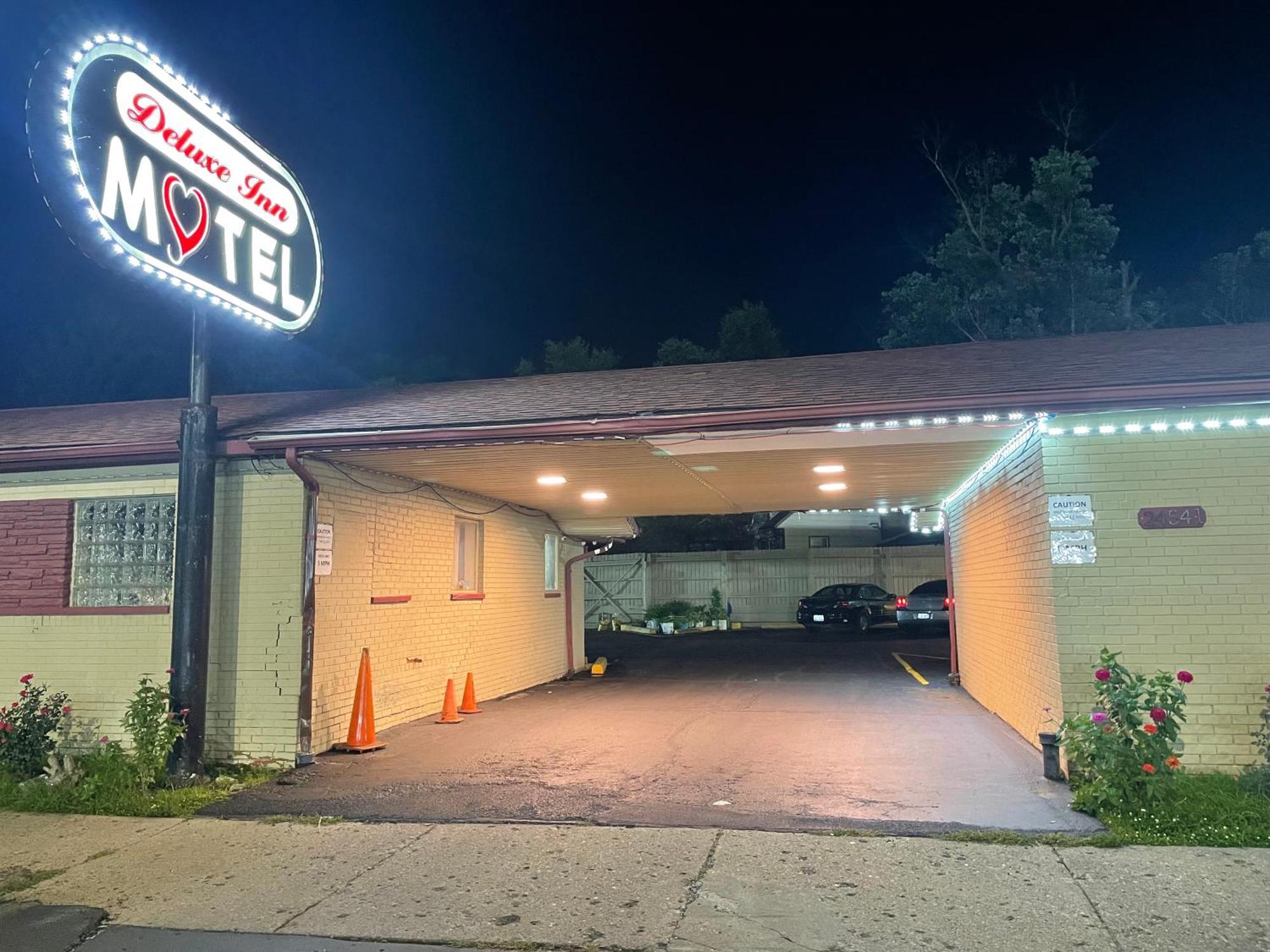 Deluxe Inn Motel Detroit Buitenkant foto